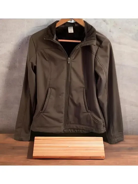 Patagonia Women's Jacket Long Sleeves Size Medium Chocolate Brown Full Zip - Picture 2 of 9